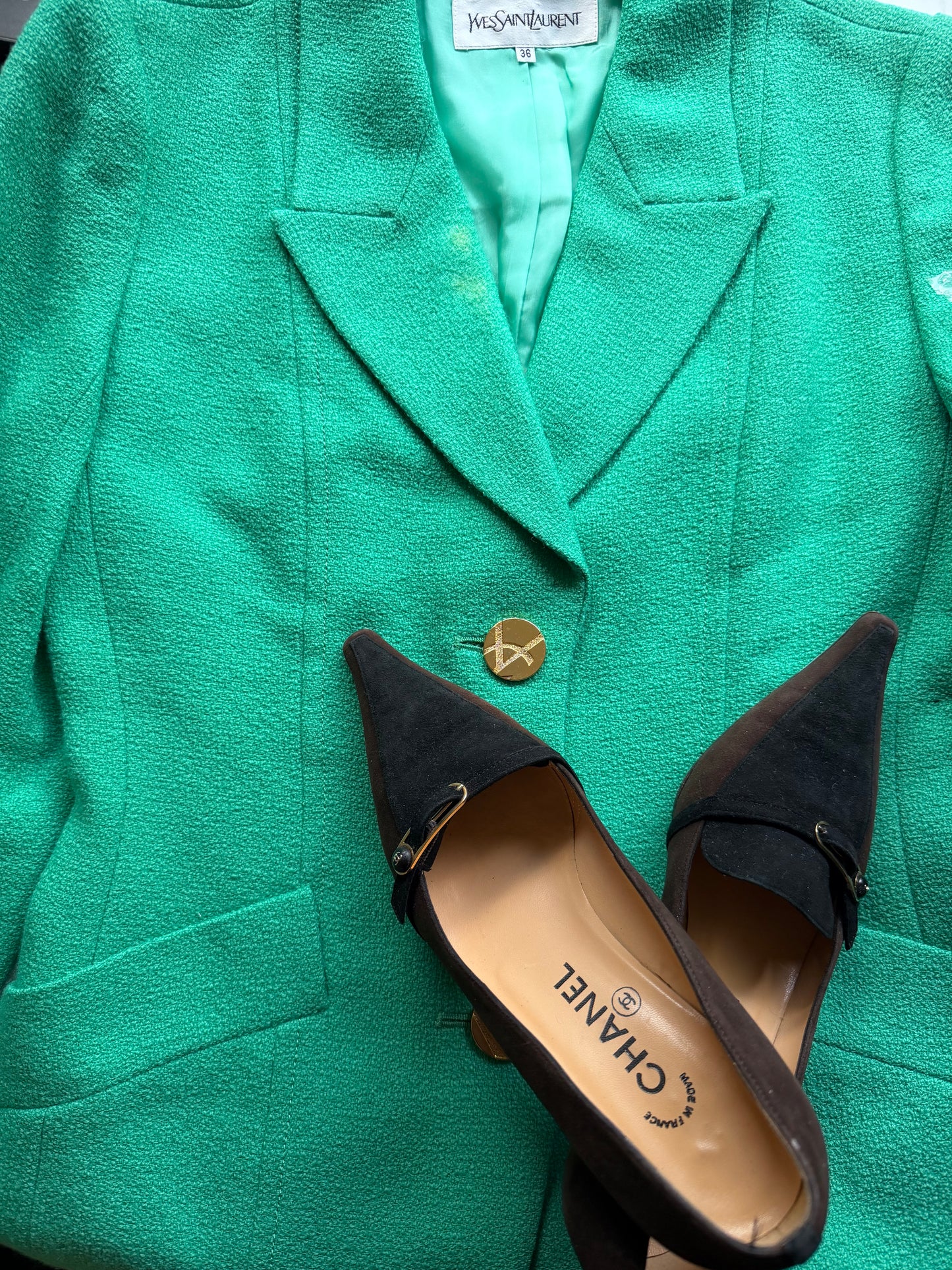 Vintage Chanel Suede Brown Kitten Heel Pumps