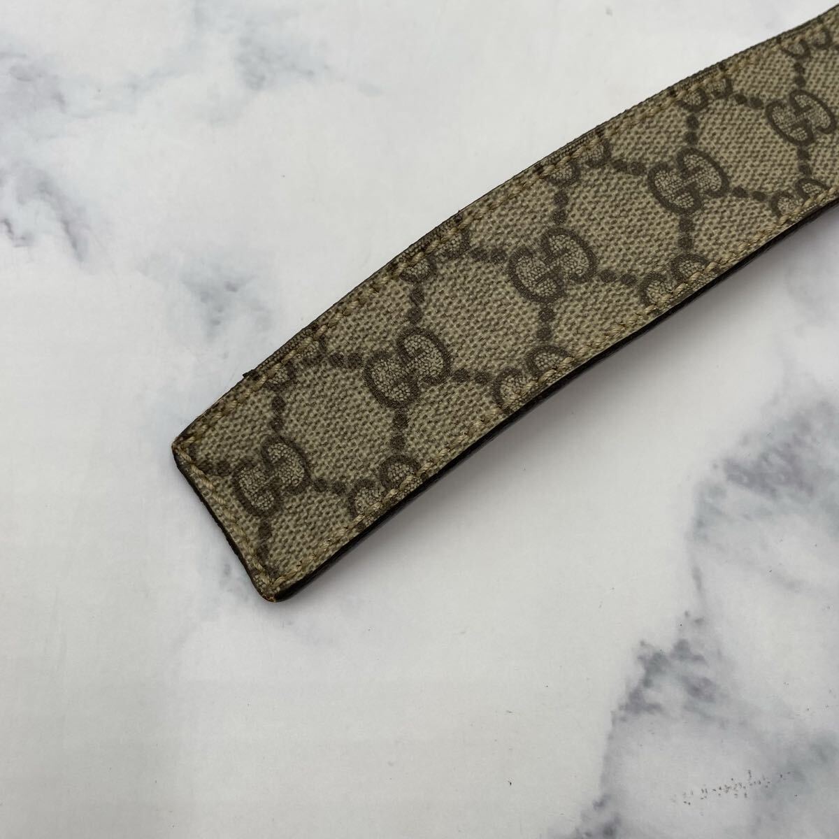 GUCCI GG Supreme Logo Buckle Leather Belt