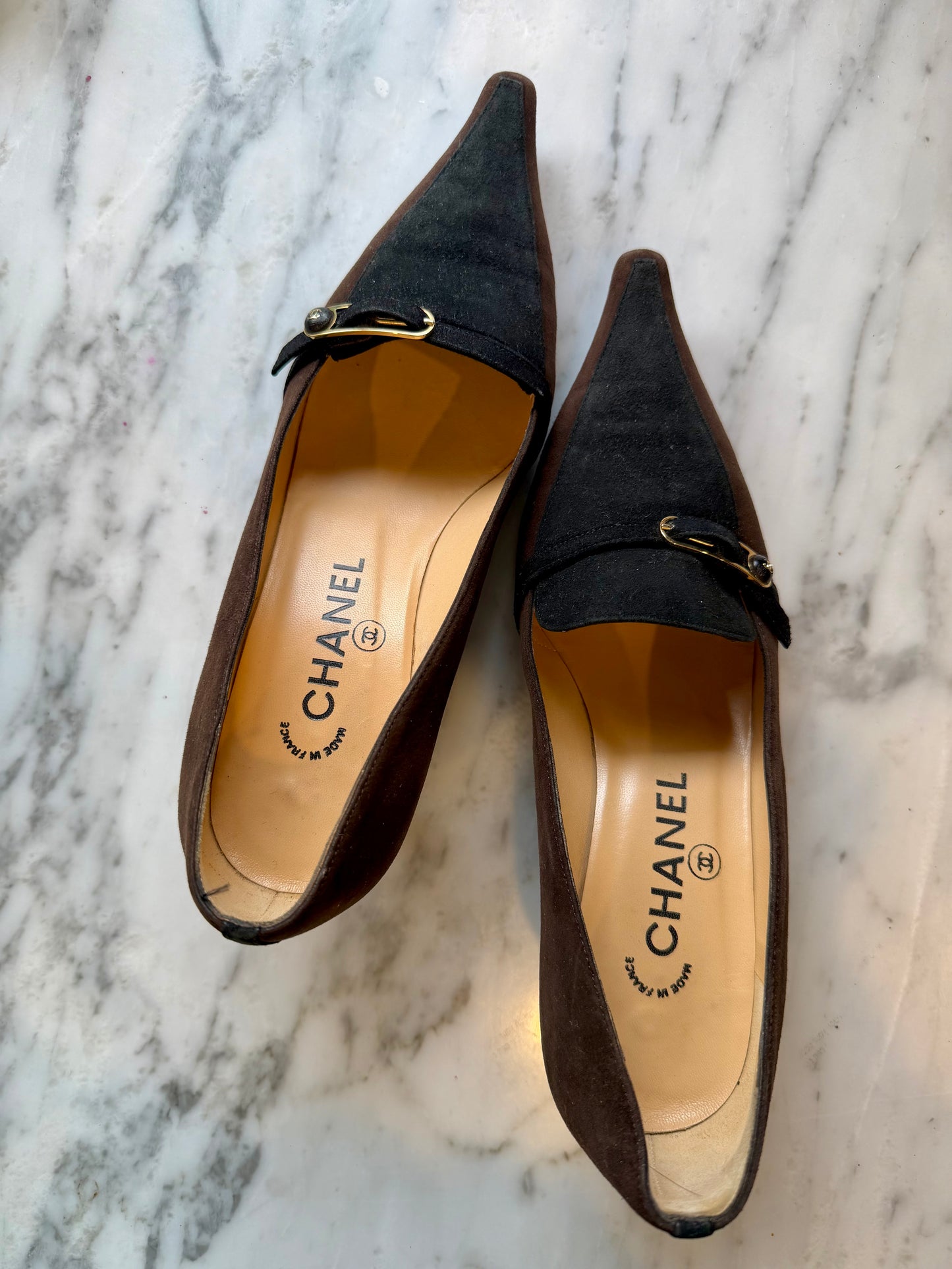Vintage Chanel Suede Brown Kitten Heel Pumps