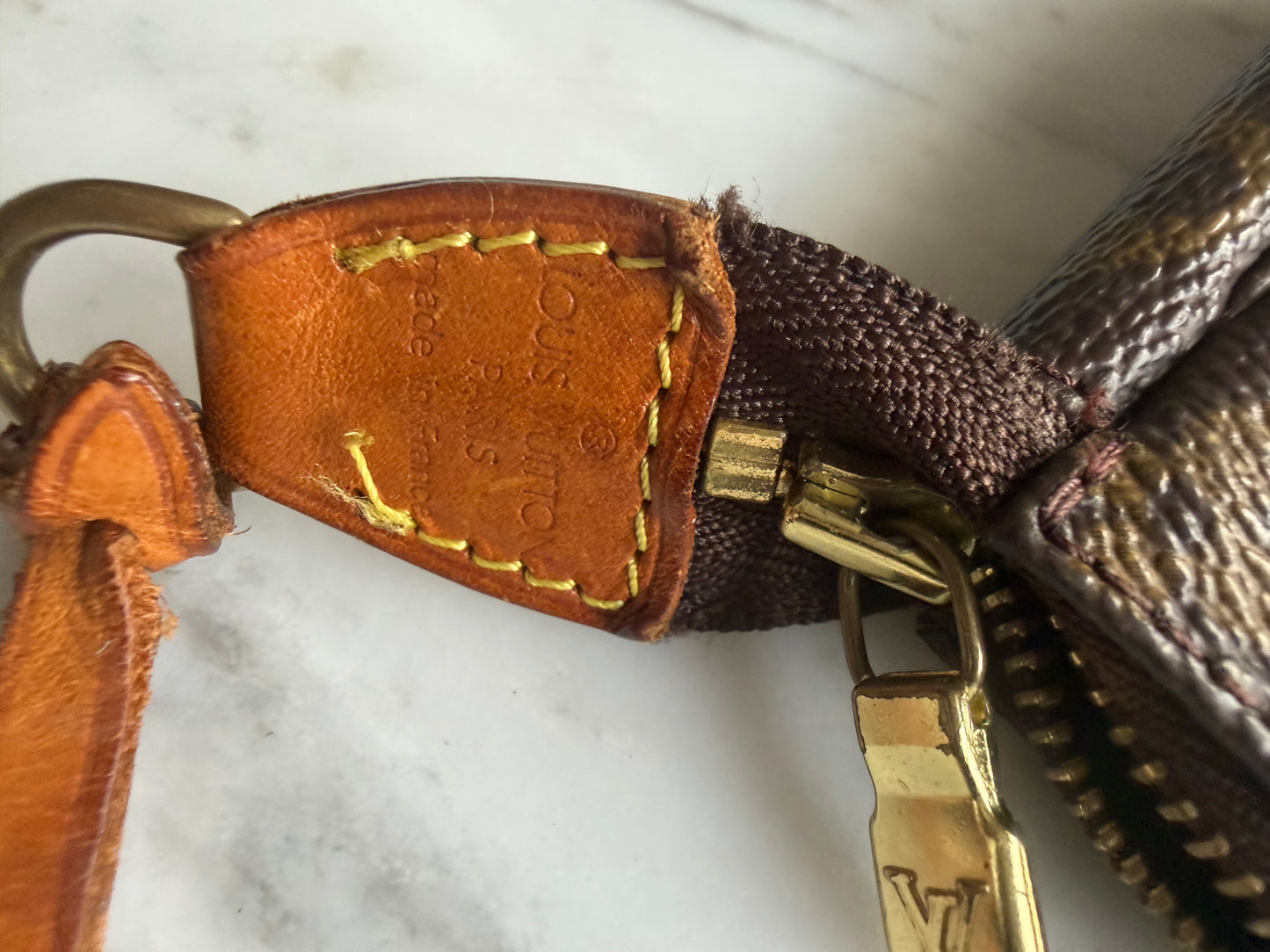 Authentic Louis Vuitton Pochette
