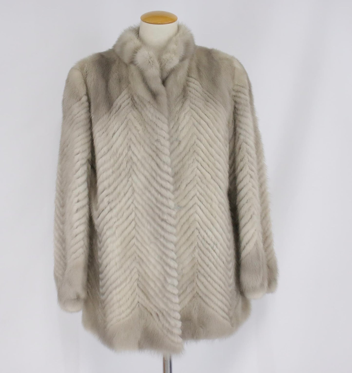 Vintage Saga Mink Sapphire Mink Herringbone fur coat