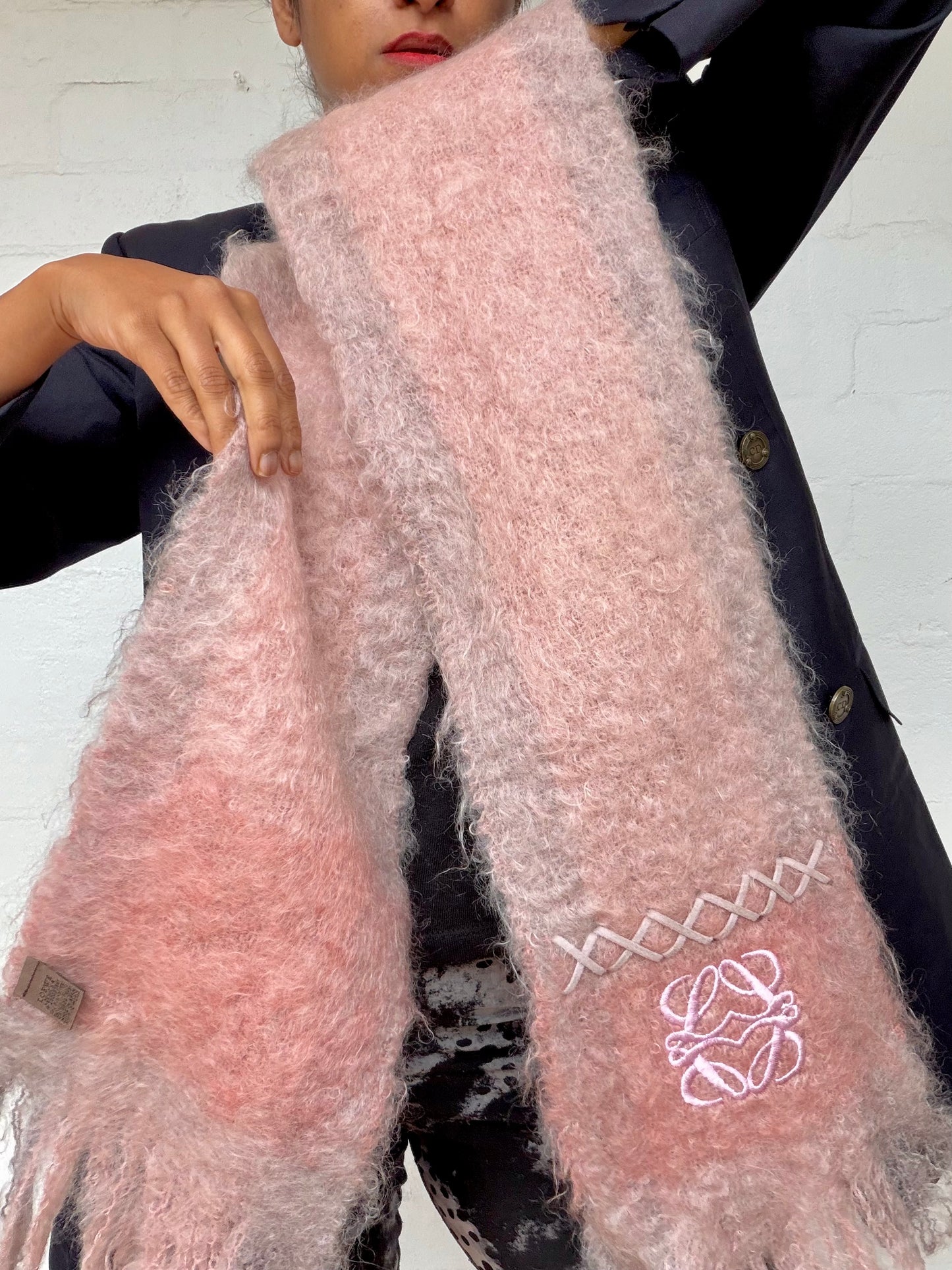 LOEWE Anagram Mohair Scarf - Pink