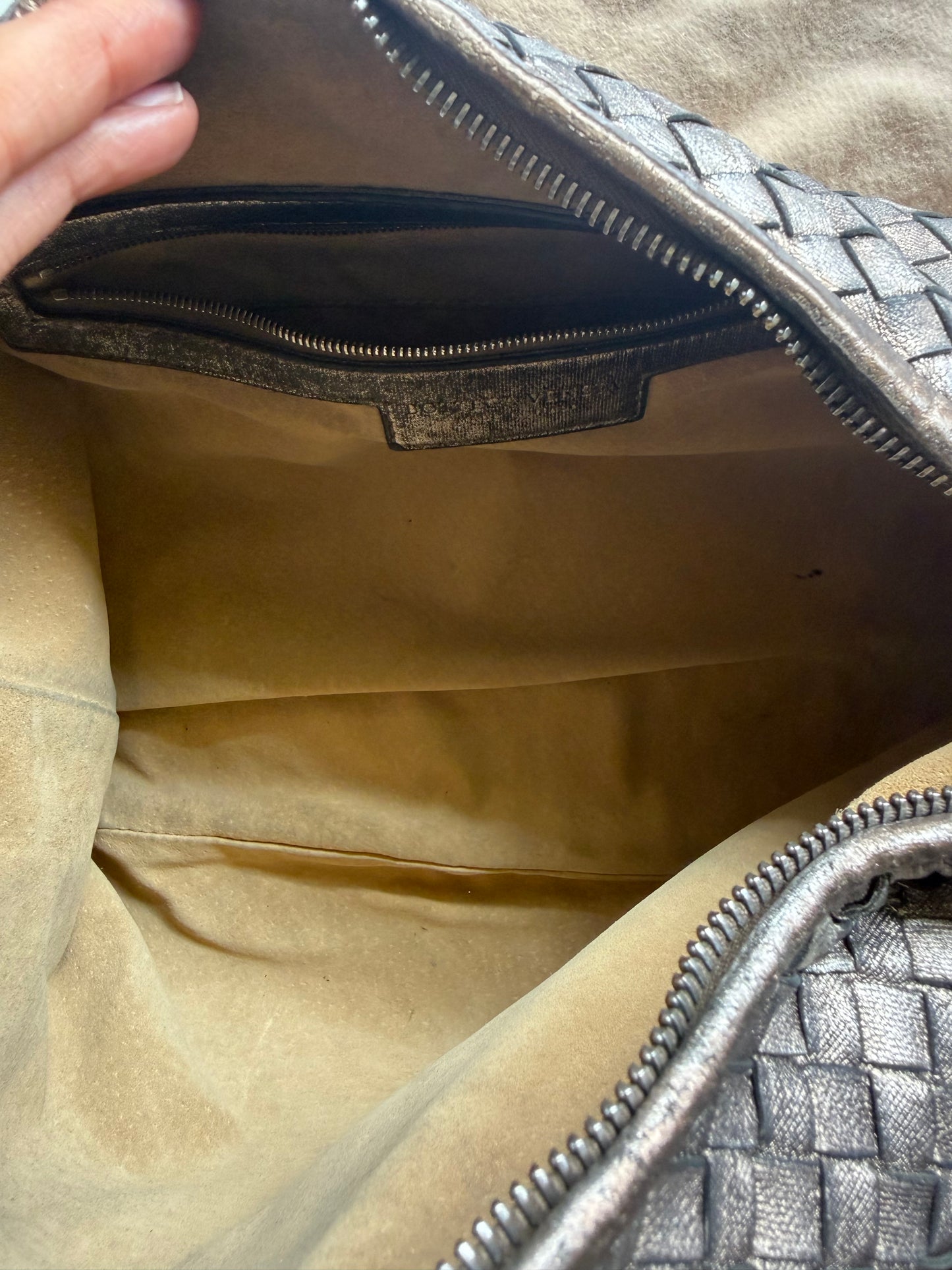 BOTTEGA VENETA Intrecciato Leather Handbag