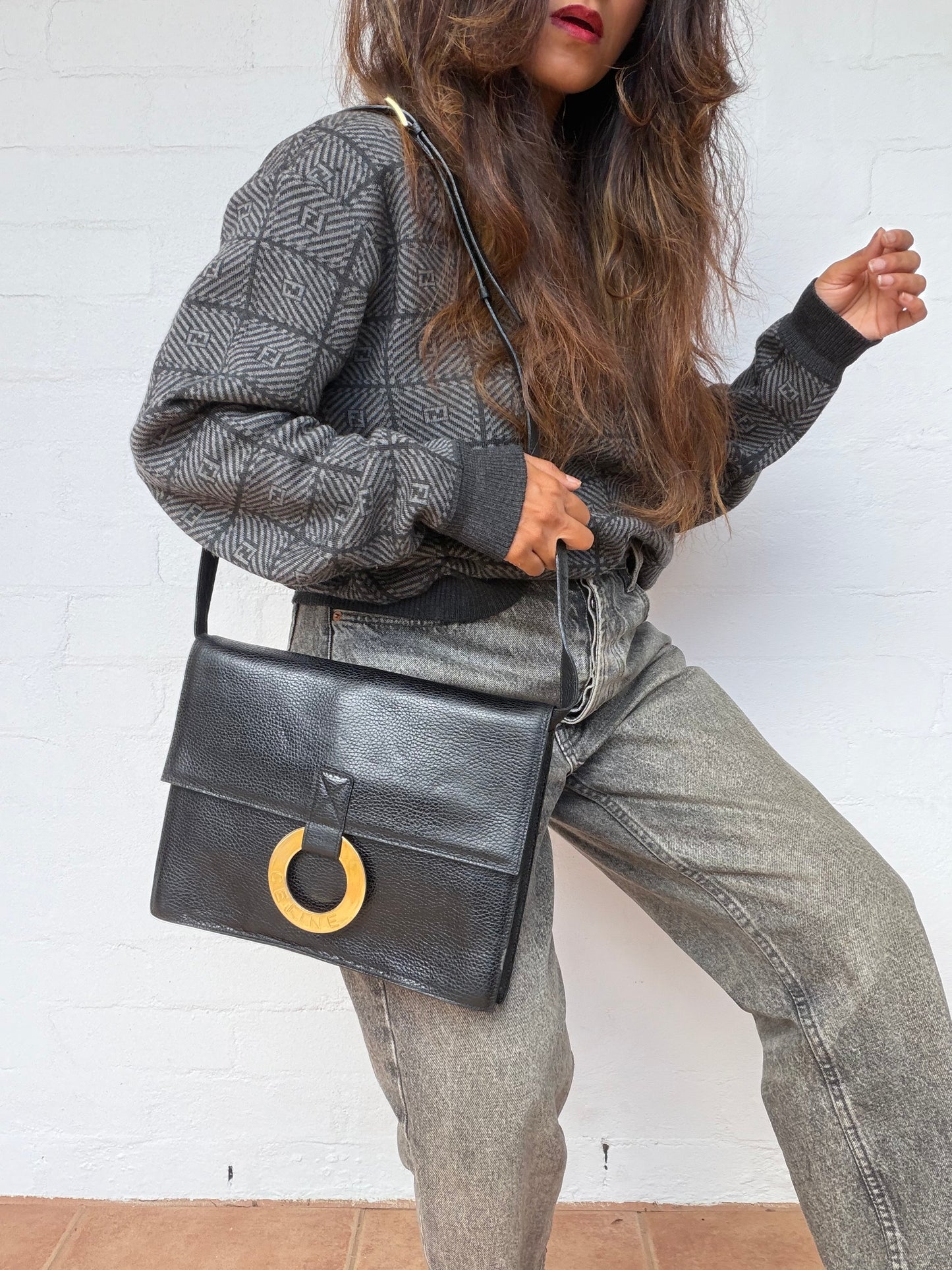 Rare Authentic Vintage Circle logo Bag