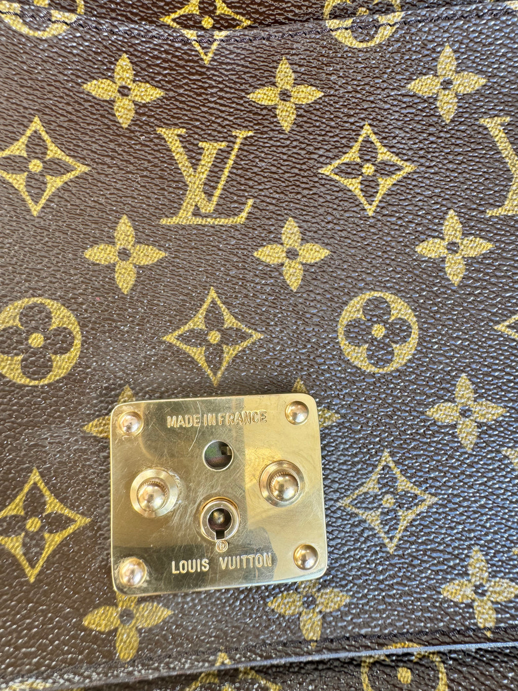 Authentic Louis Vuitton Monogram Monceau Hand Bag