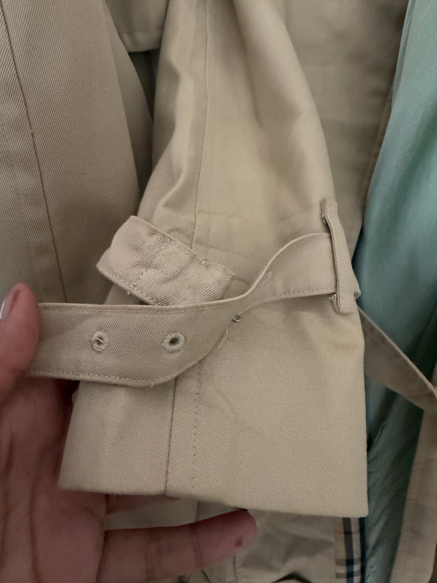 Burberry Trench Coat - Beige