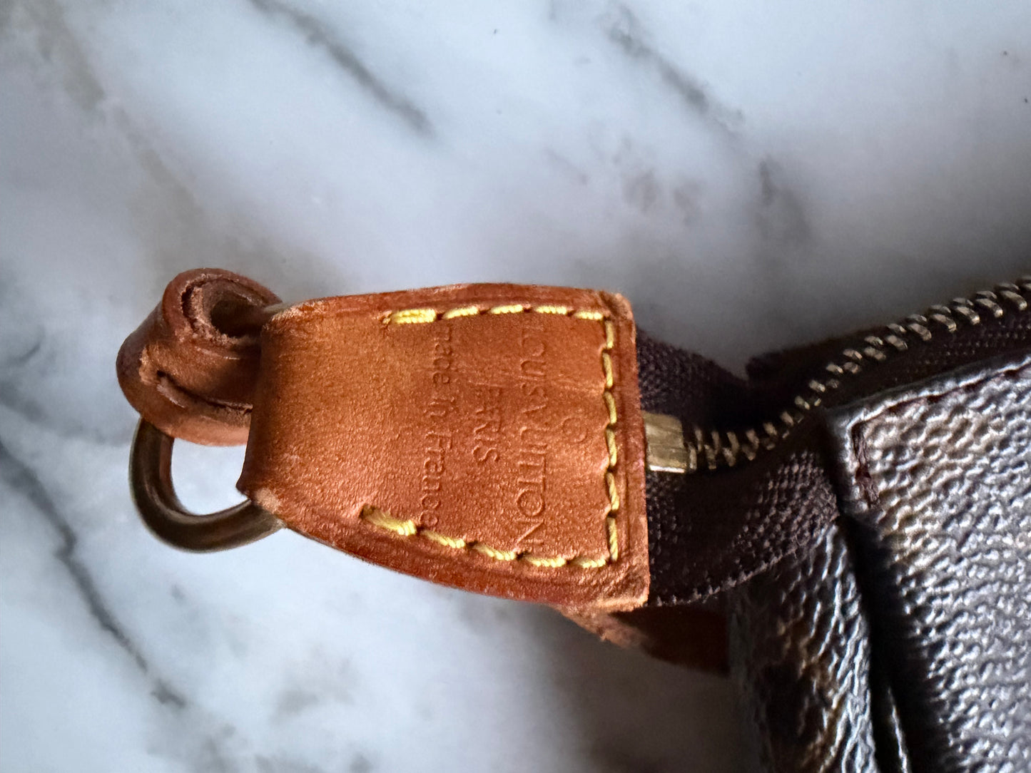 Authentic Louis Vuitton Pochette