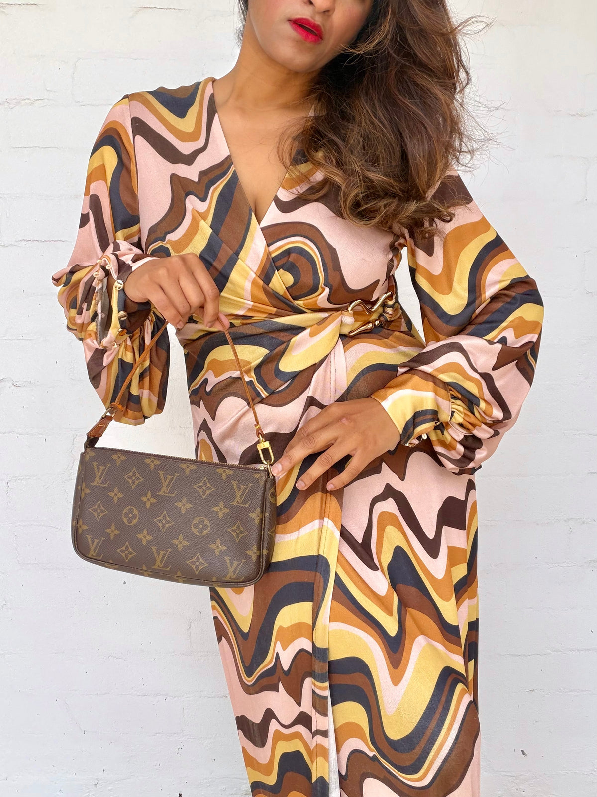 Vintage Louis Vuitton Monogram Pochette Accessoires