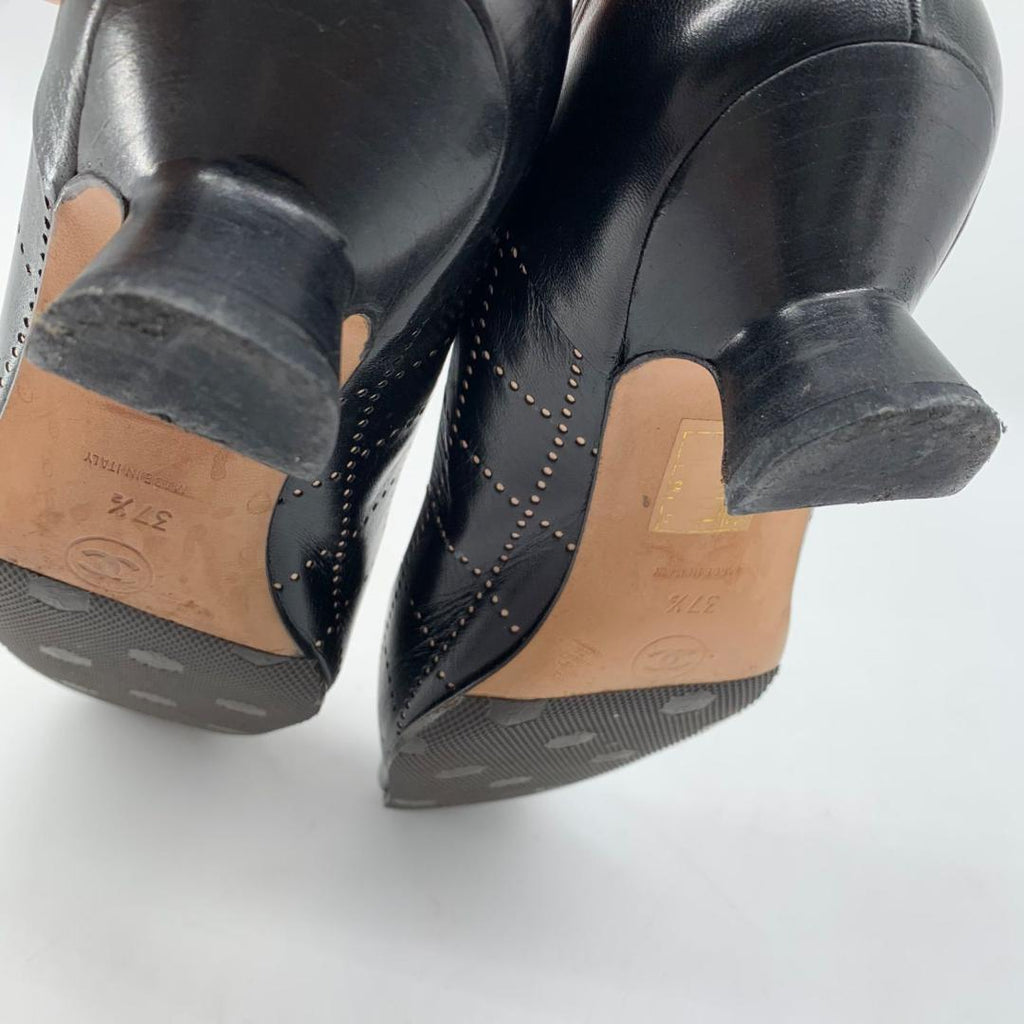 Vintage Chanel Leather Square Toe Kitten Heels