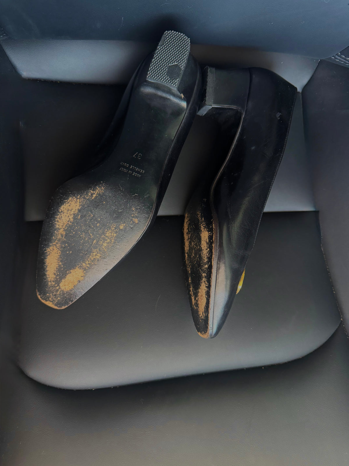 Vintage CELINE T40 Pumps