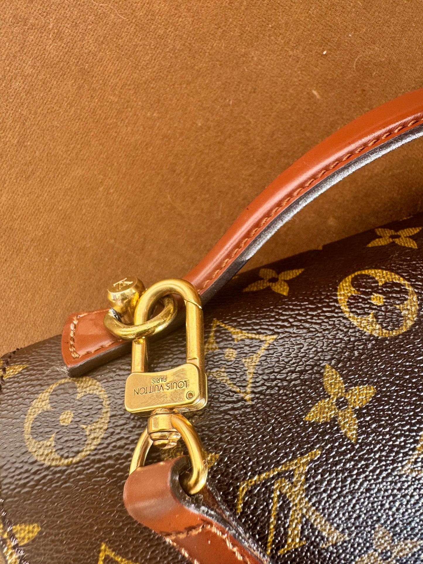 Authentic Louis Vuitton Monogram Monceau Hand Bag