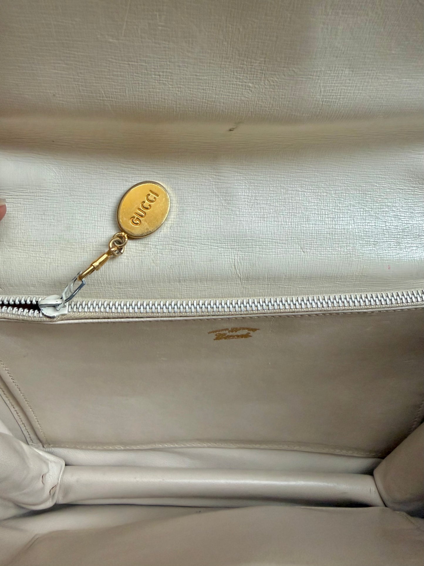 Vintage Gucci Interlocking G Dollar Crossbody Bag - Ivory