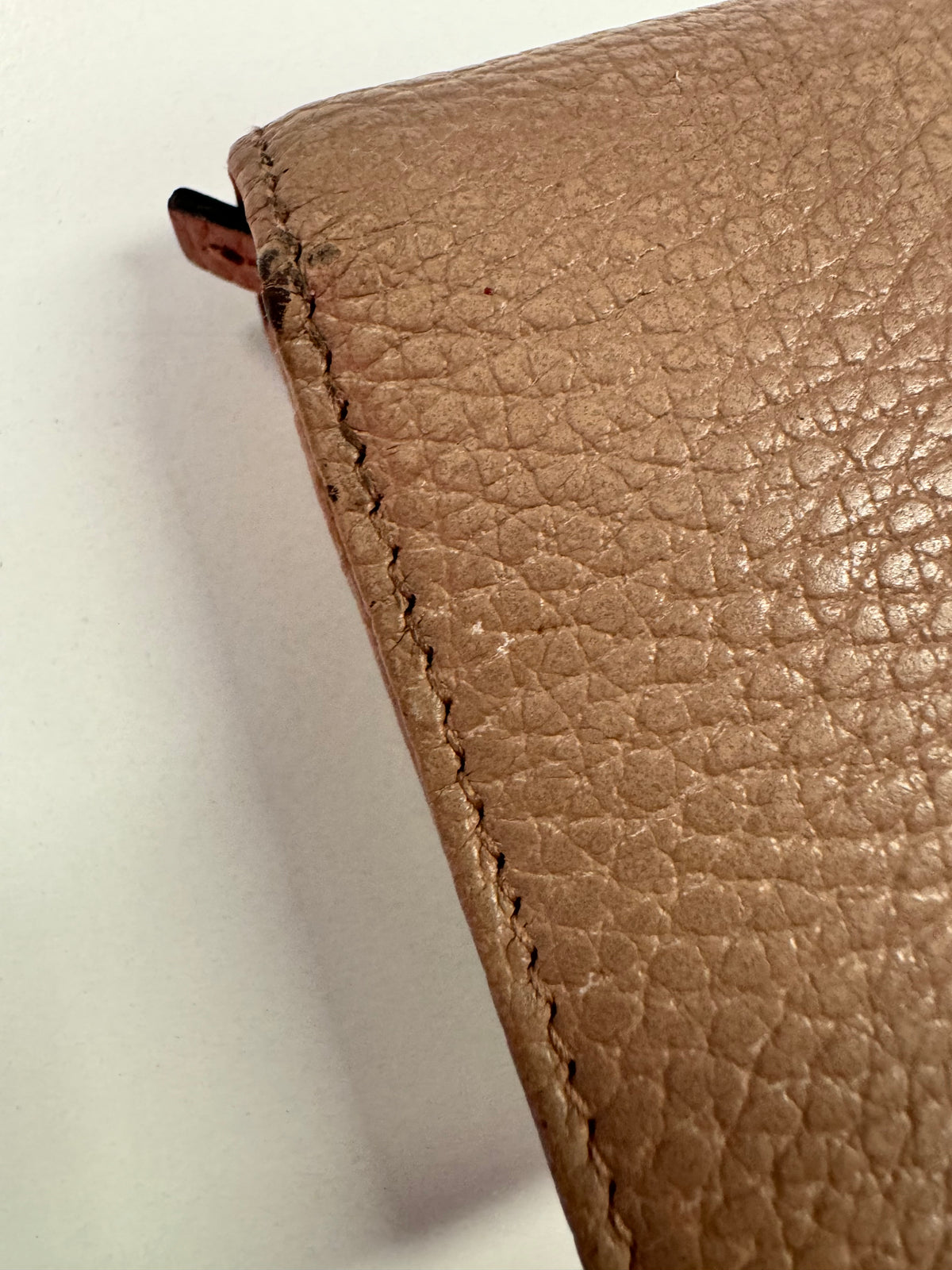 Gucci Logo-Plaque Leather Wallet