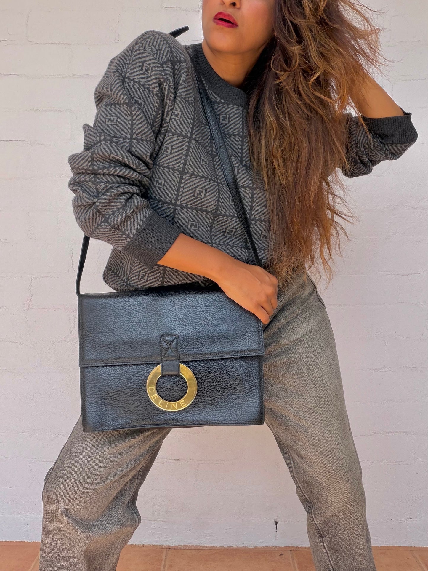 Rare Authentic Vintage Circle logo Bag