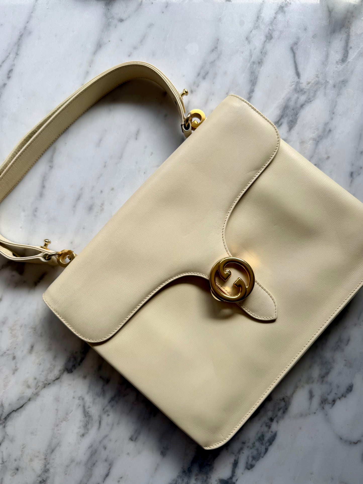 Vintage Gucci Interlocking G Dollar Crossbody Bag - Ivory