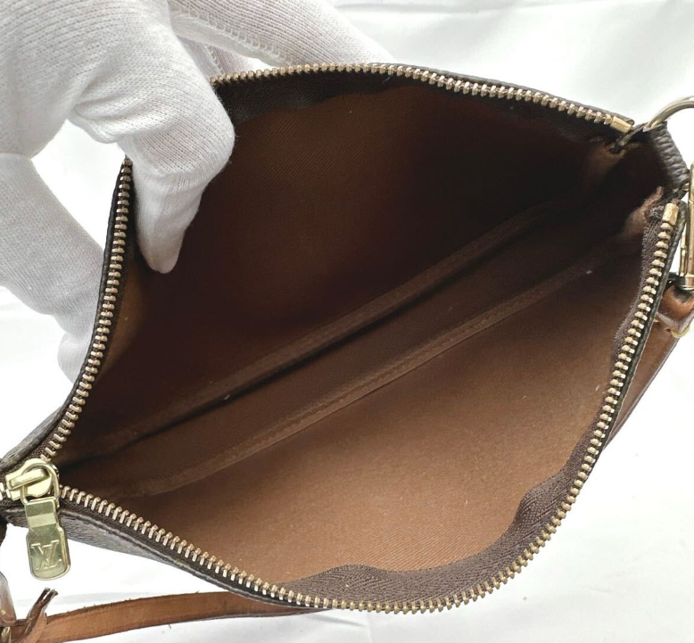 Authentic Louis Vuitton Pochette