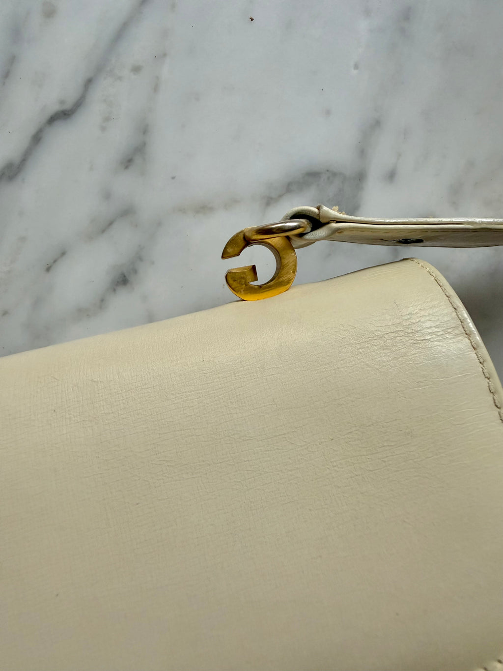 Vintage Gucci Interlocking G Dollar Crossbody Bag - Ivory