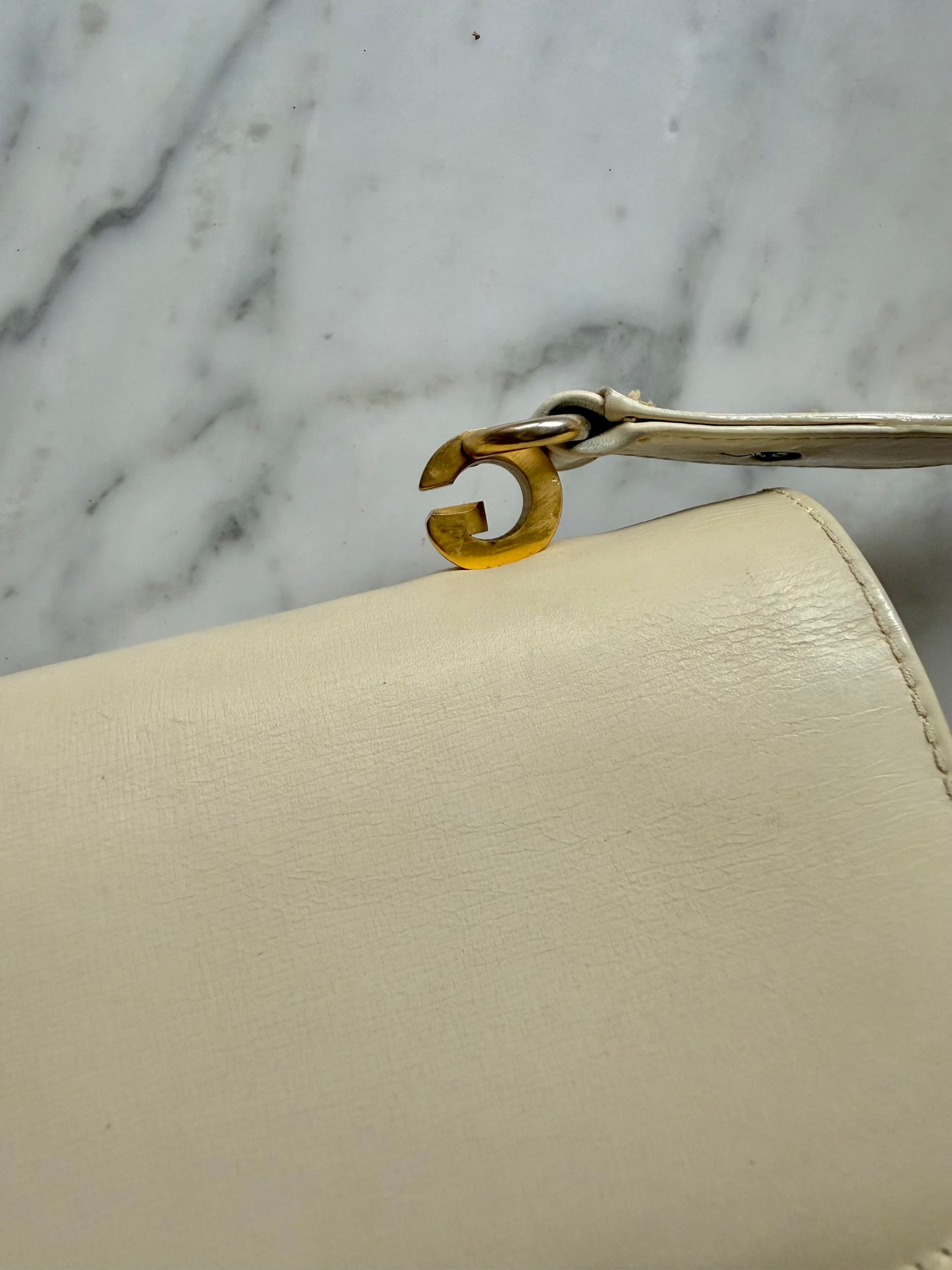Vintage Gucci Interlocking G Dollar Crossbody Bag - Ivory