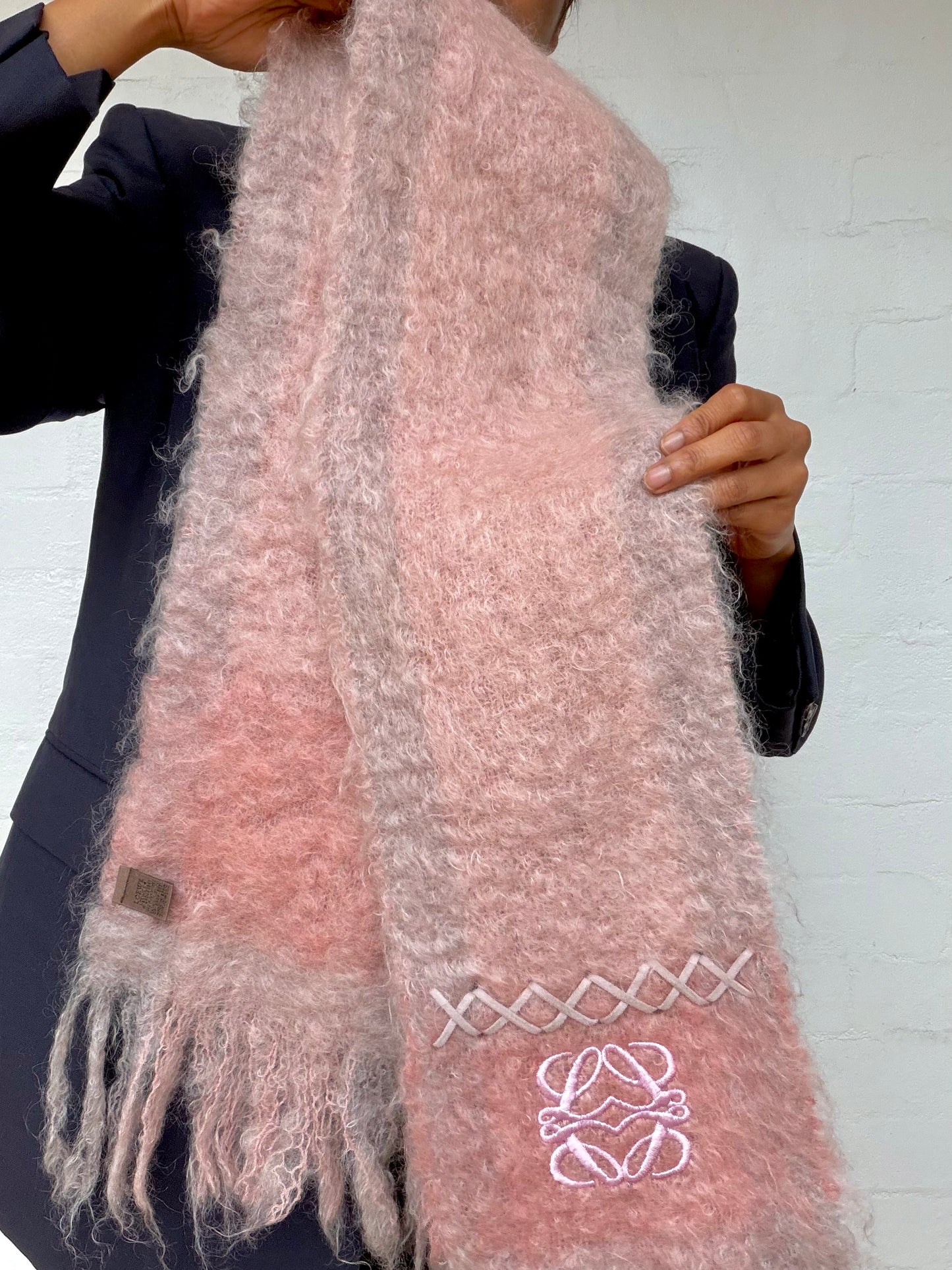 LOEWE Anagram Mohair Scarf - Pink