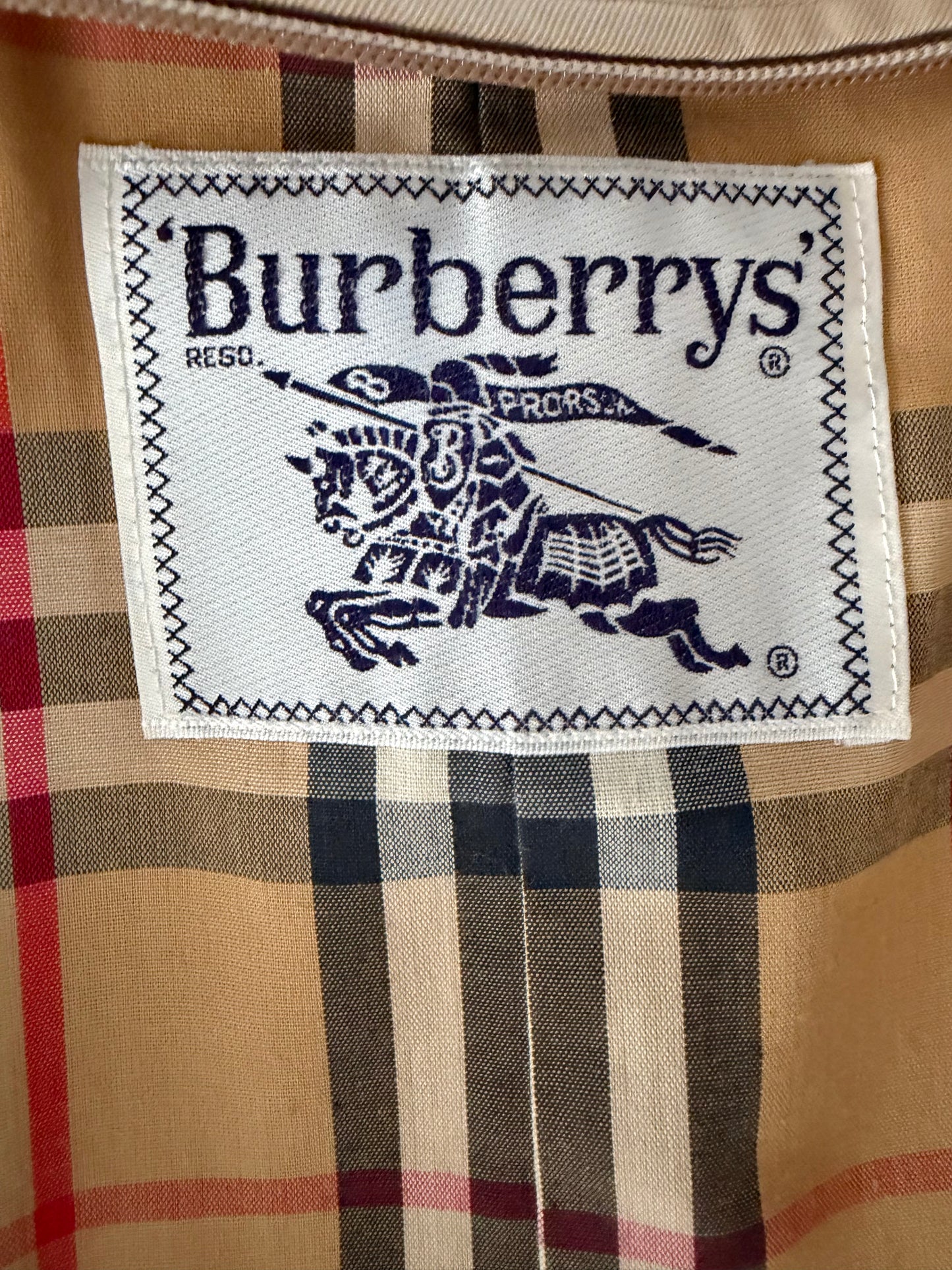 Burberry Trench Coat - Beige