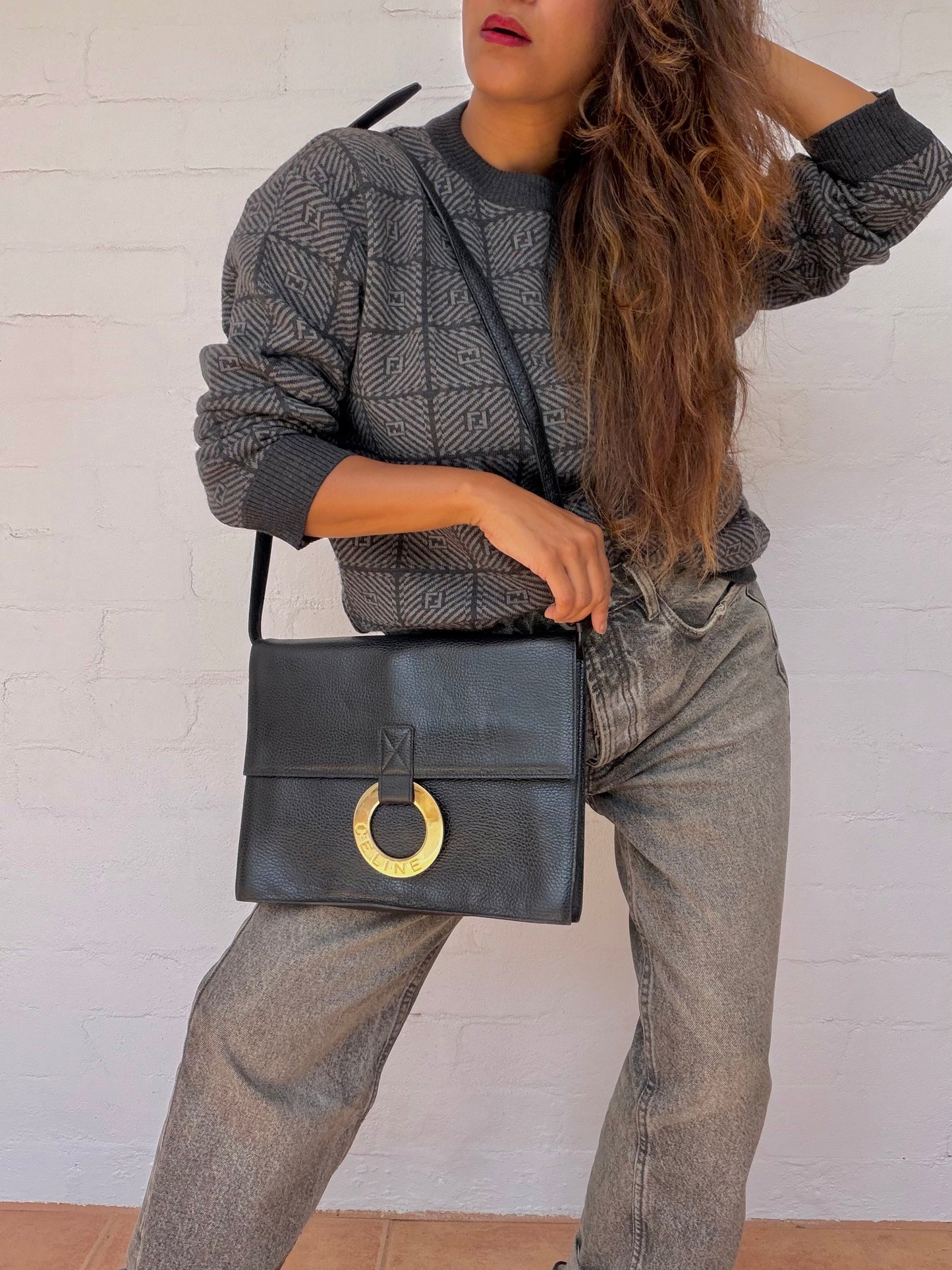 Rare Authentic Vintage Circle logo Bag