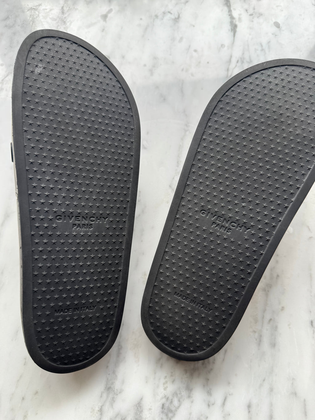 GIVENCHY Logo-print rubber slides