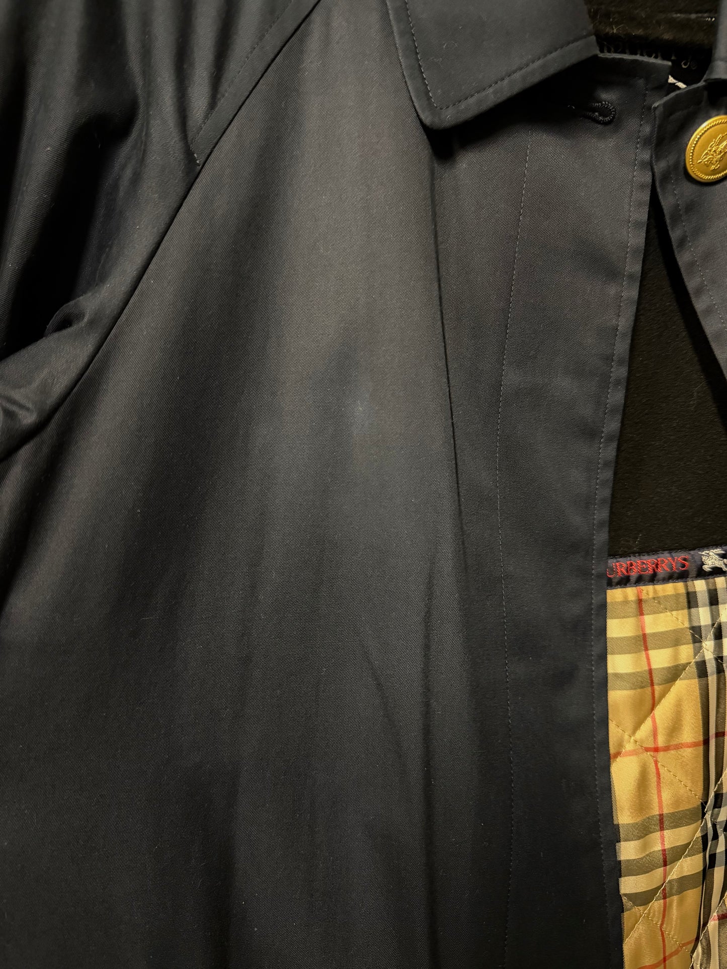 Burberry Balmacaan Trench Coat With Detachable Quilted Lining - Navy
