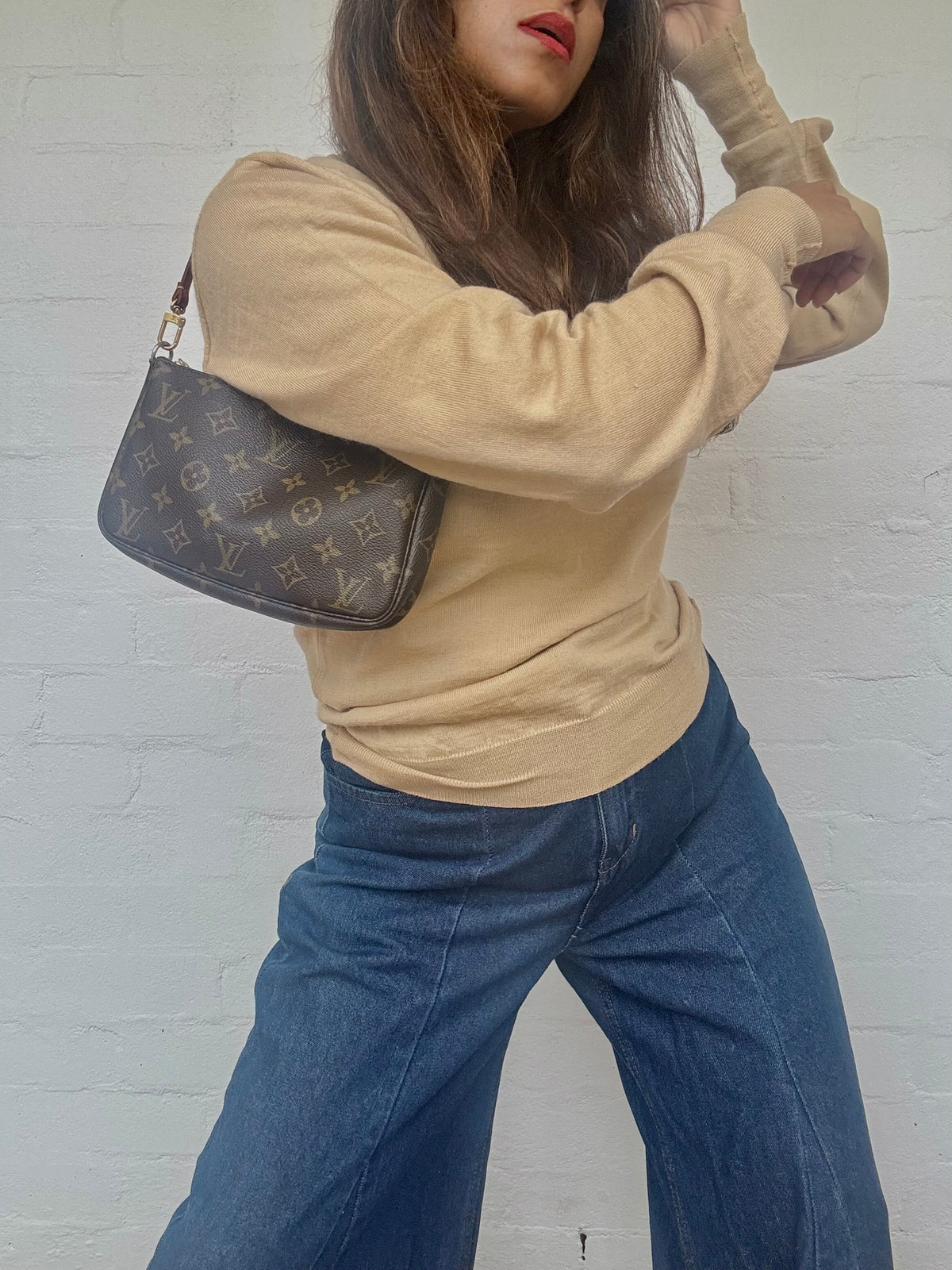 Authentic Louis Vuitton Pochette