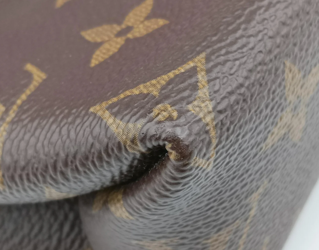Louis Vuitton - SAINT PLACIDE brown×CERISE Monogram  - PRE - ORDER
