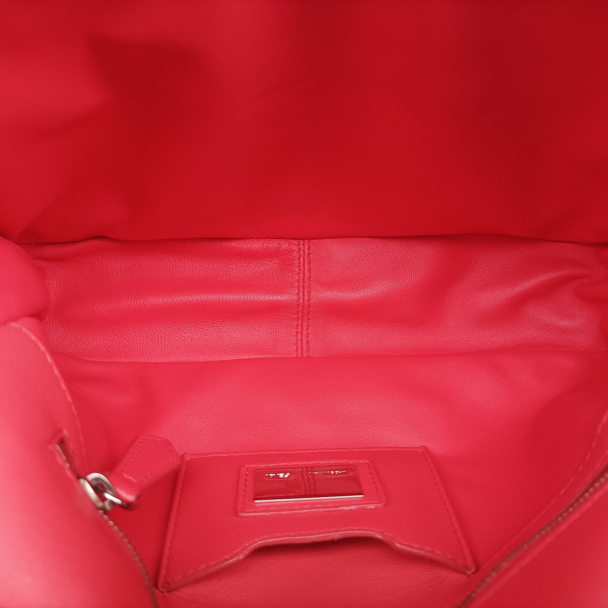 Fendi Be Baguette Leather Bag - Red - PRE-ORDER